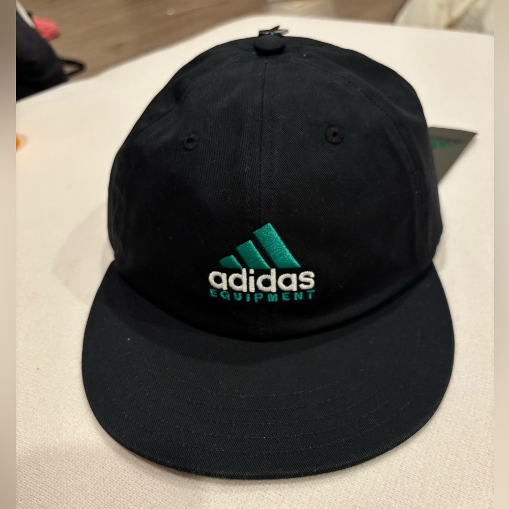 Adidas cap, adjustable
